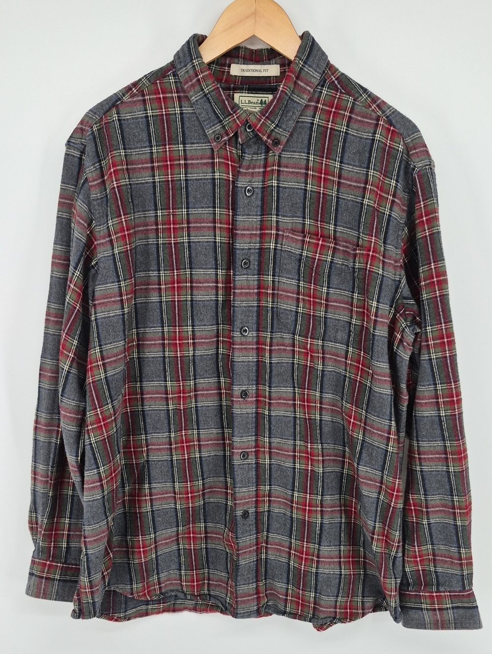 L.L. Bean Large Traditional Fit Flannel Plaid Long Sleeve Button Down Mens Shirt